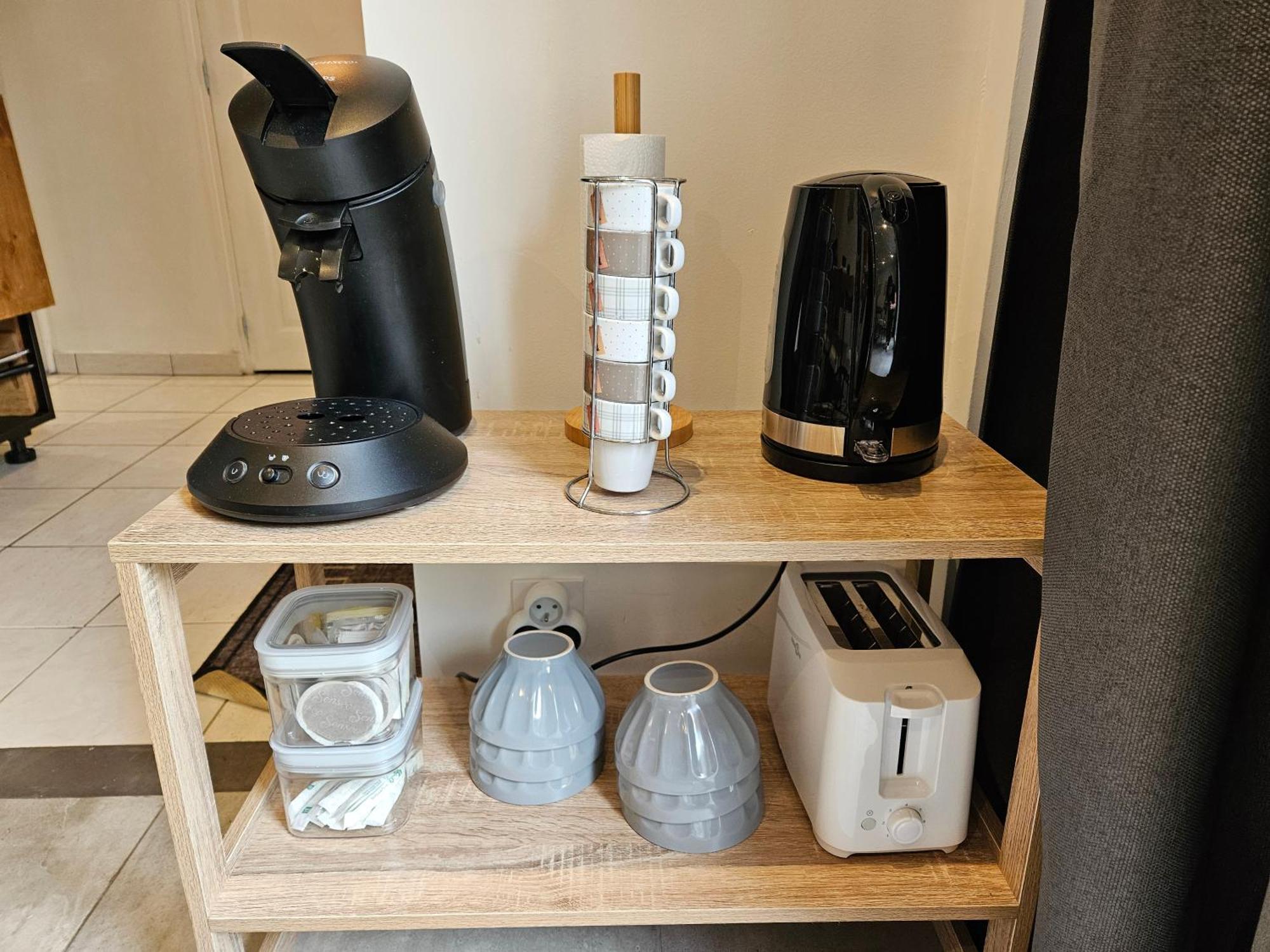 Refuge Urbain - Ideal Pro, Familles & Amis - Le Calme En Hypercentre - Wifi Haut Debit - Netflix - Machine A Laver - Gare, Cathedrale, Commerces, Restaurants & Transports En Commun A Moins De 10 Minutes A Pied Reims Bagian luar foto