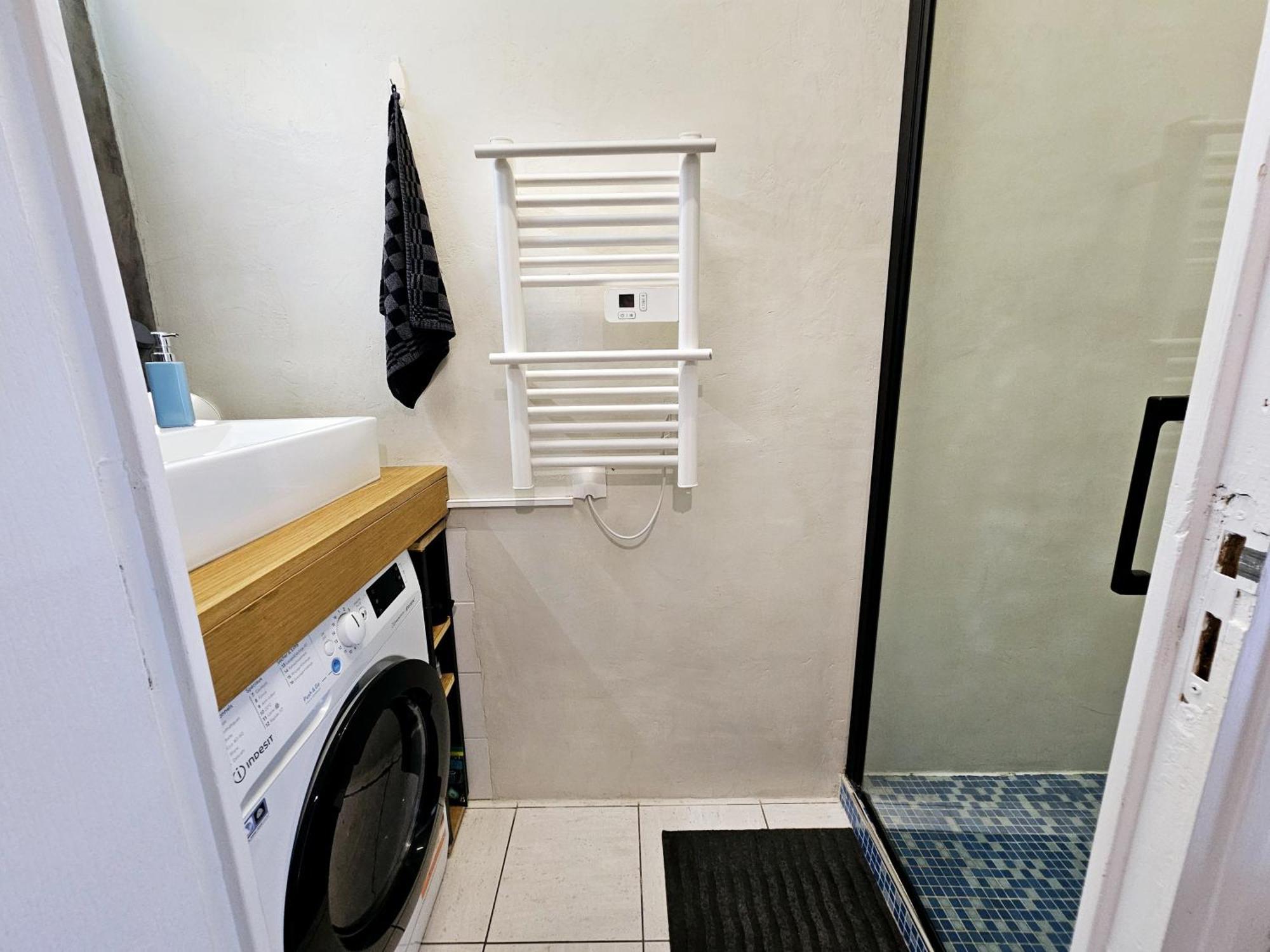 Refuge Urbain - Ideal Pro, Familles & Amis - Le Calme En Hypercentre - Wifi Haut Debit - Netflix - Machine A Laver - Gare, Cathedrale, Commerces, Restaurants & Transports En Commun A Moins De 10 Minutes A Pied Reims Bagian luar foto