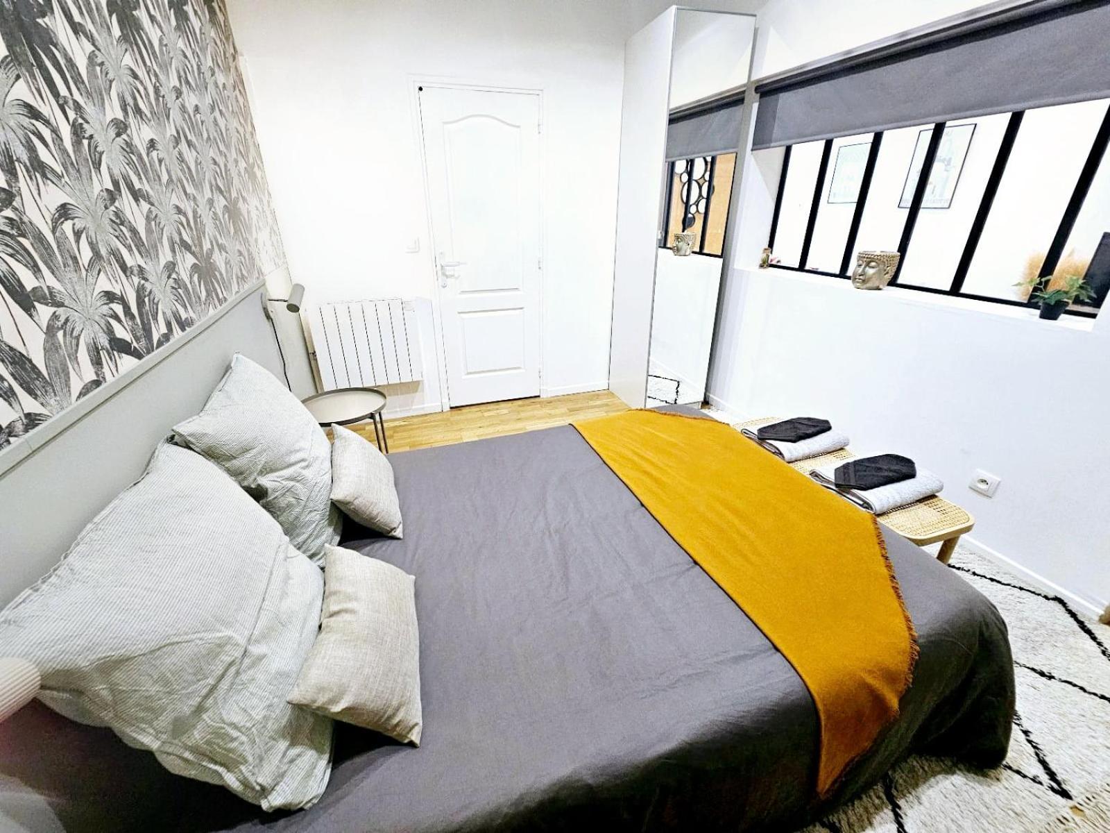 Refuge Urbain - Ideal Pro, Familles & Amis - Le Calme En Hypercentre - Wifi Haut Debit - Netflix - Machine A Laver - Gare, Cathedrale, Commerces, Restaurants & Transports En Commun A Moins De 10 Minutes A Pied Reims Bagian luar foto